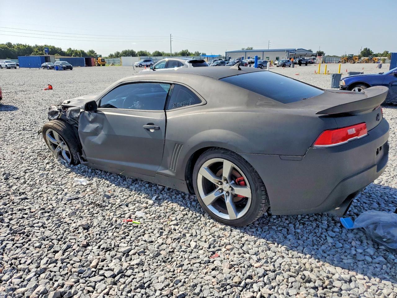 2015 Chevrolet Camaro Ls - zdjęcie 2