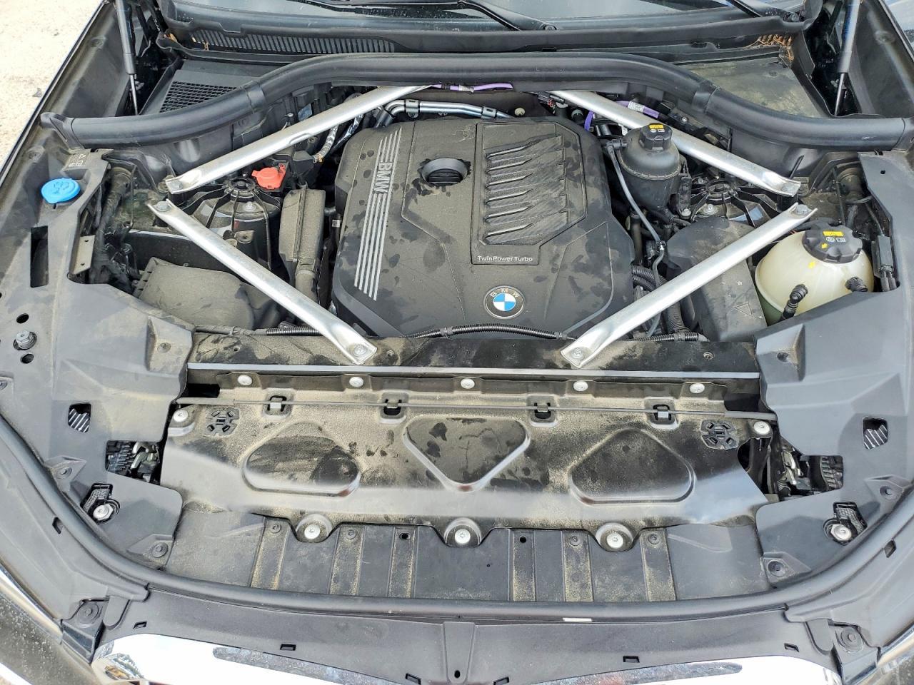 2022 BMW X5 xDrive40I - zdjęcie 12