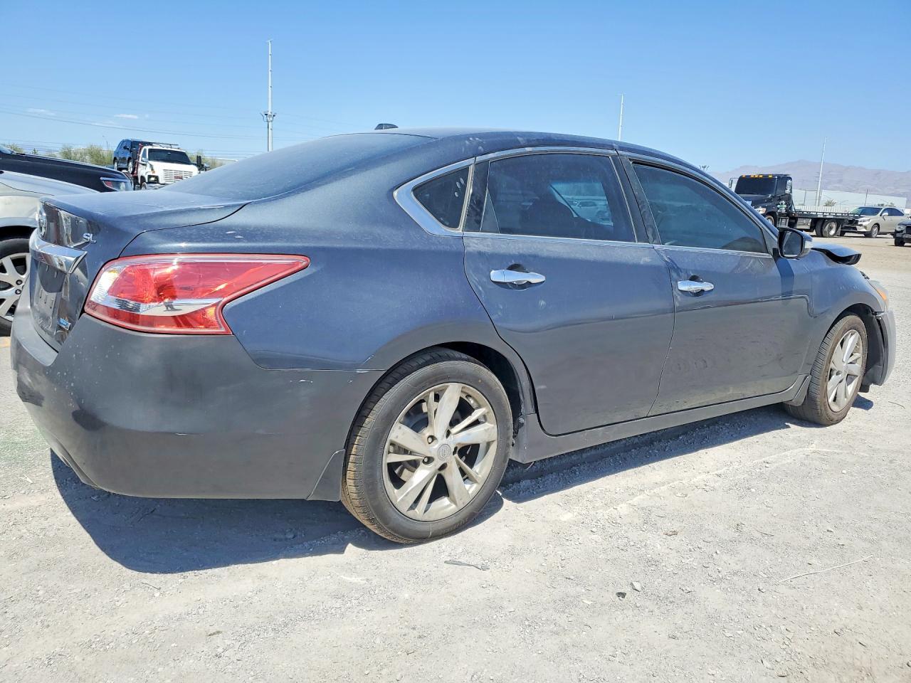 2013 Nissan Altima 2.5 - zdjęcie 3
