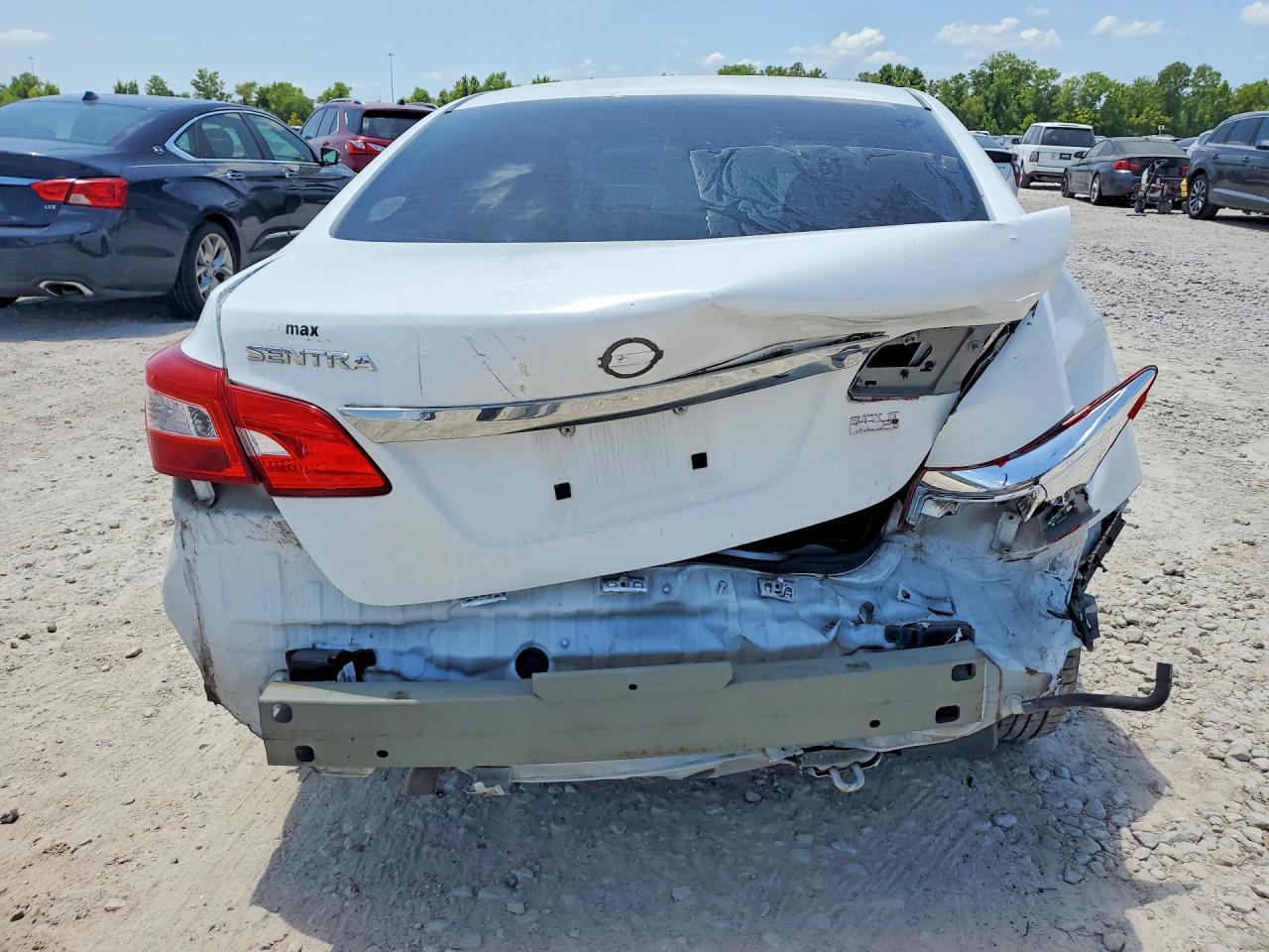 2018 Nissan Sentra S - zdjęcie 6