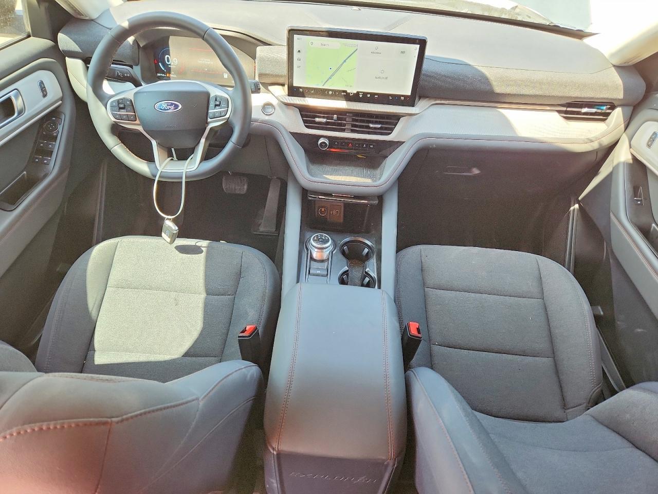 2025 Ford Explorer Active - zdjęcie 8
