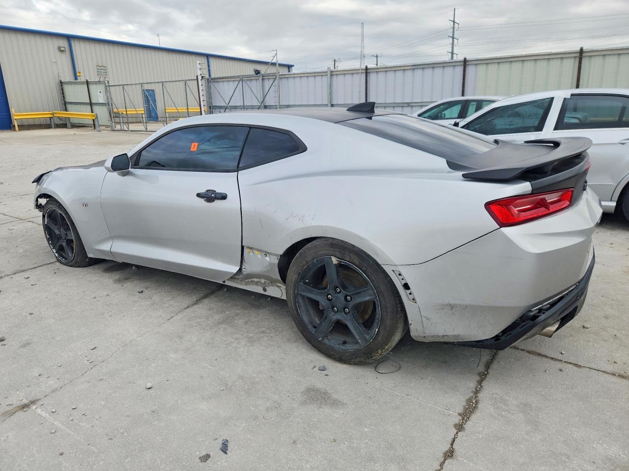 2016 Chevrolet Camaro Lt - zdjęcie 2