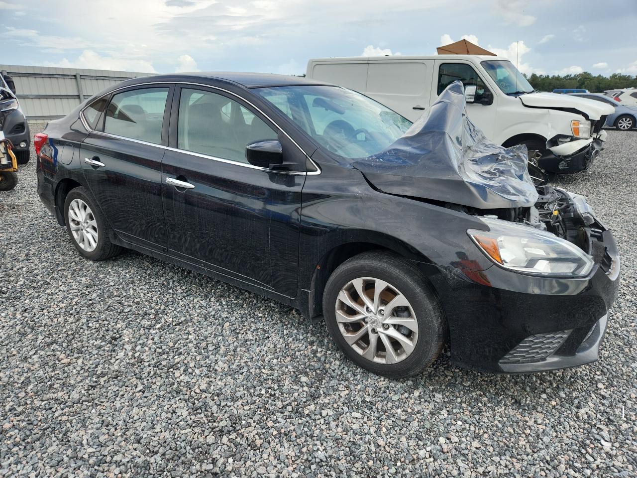 2018 Nissan Sentra S - zdjęcie 4