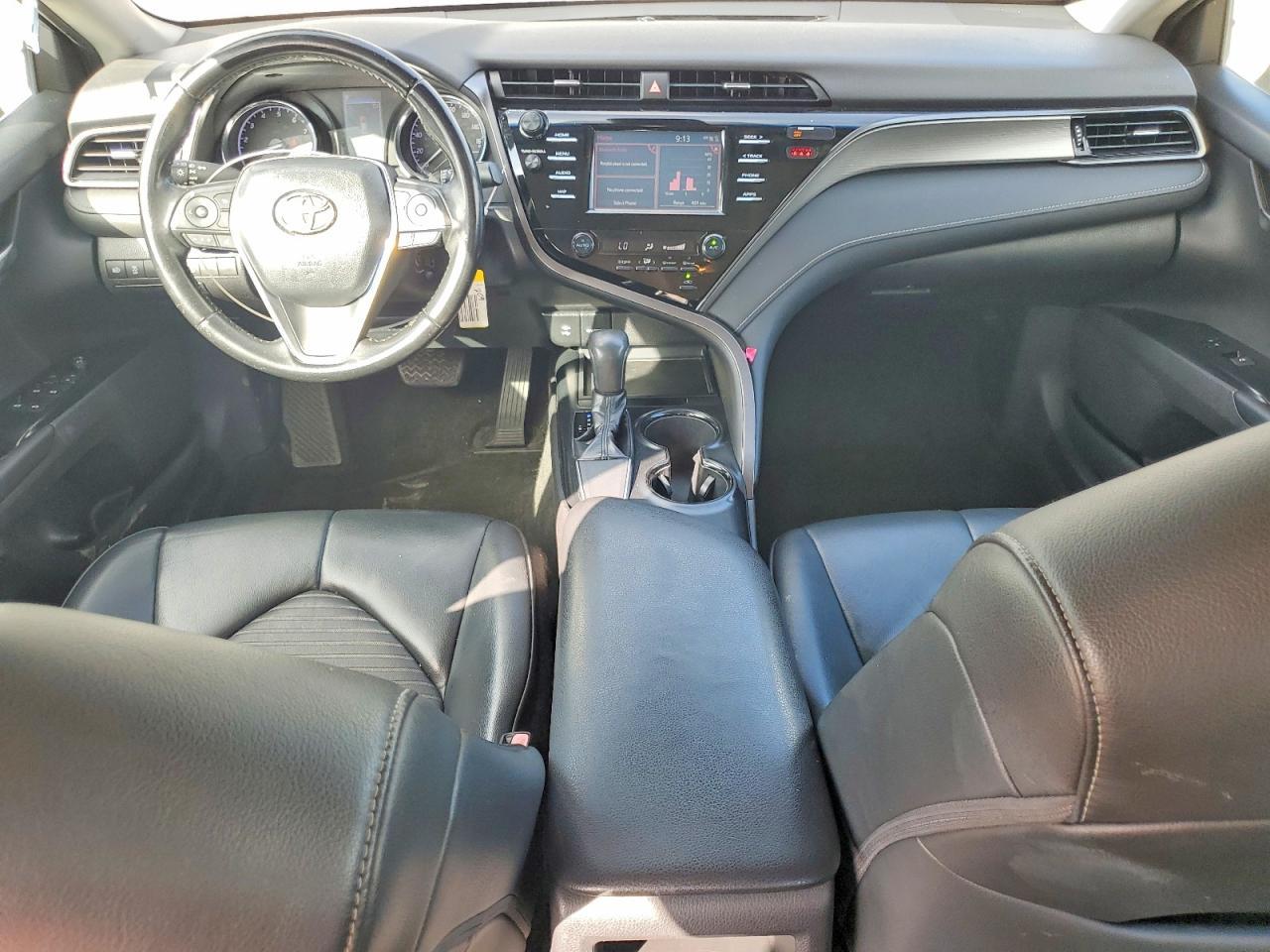 2019 Toyota Camry Se - zdjęcie 8