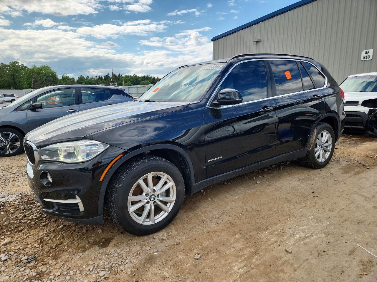 2014 BMW X5 xDrive35D - zdjęcie główne