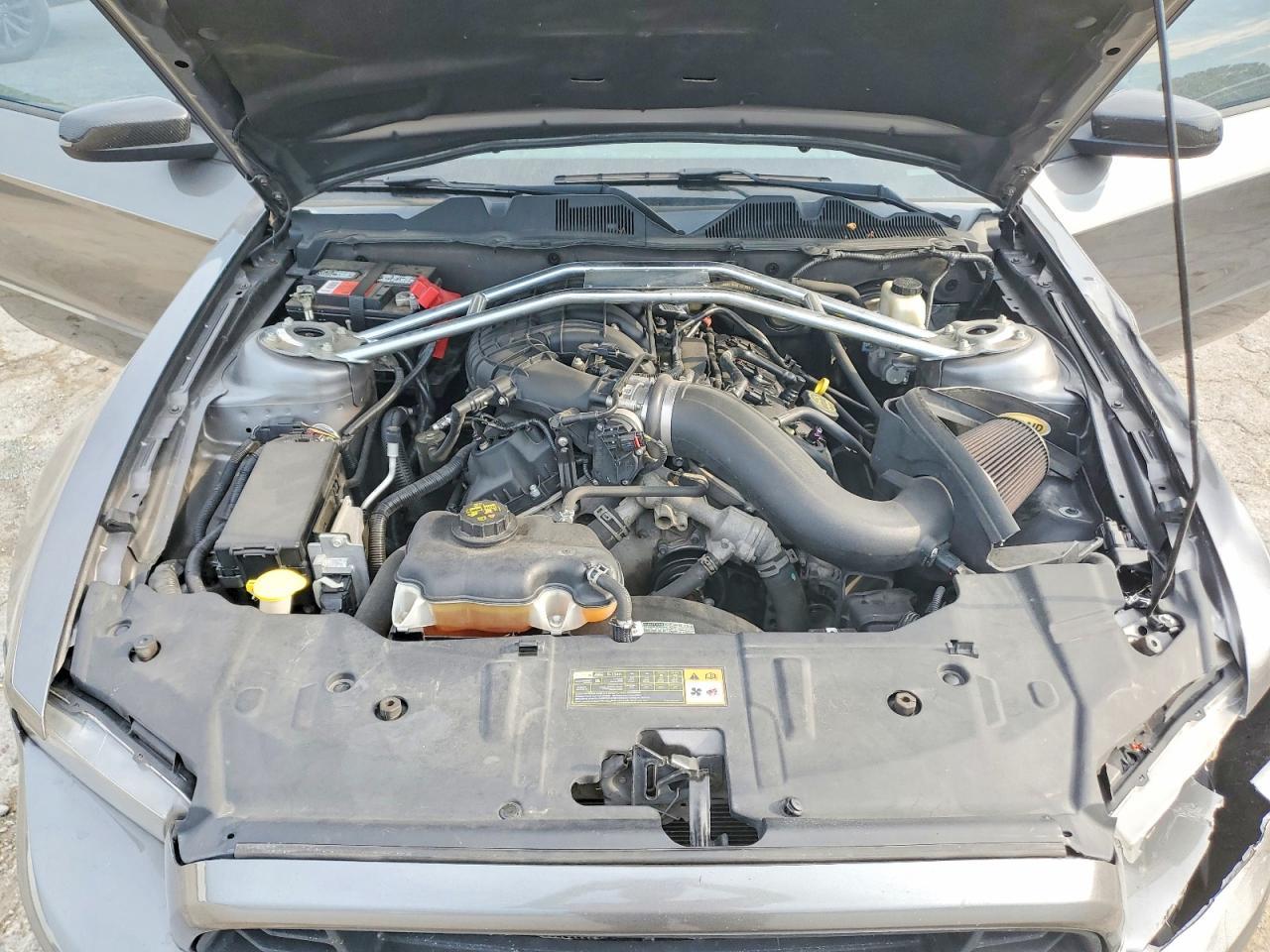 2014 Ford Mustang - zdjęcie 11