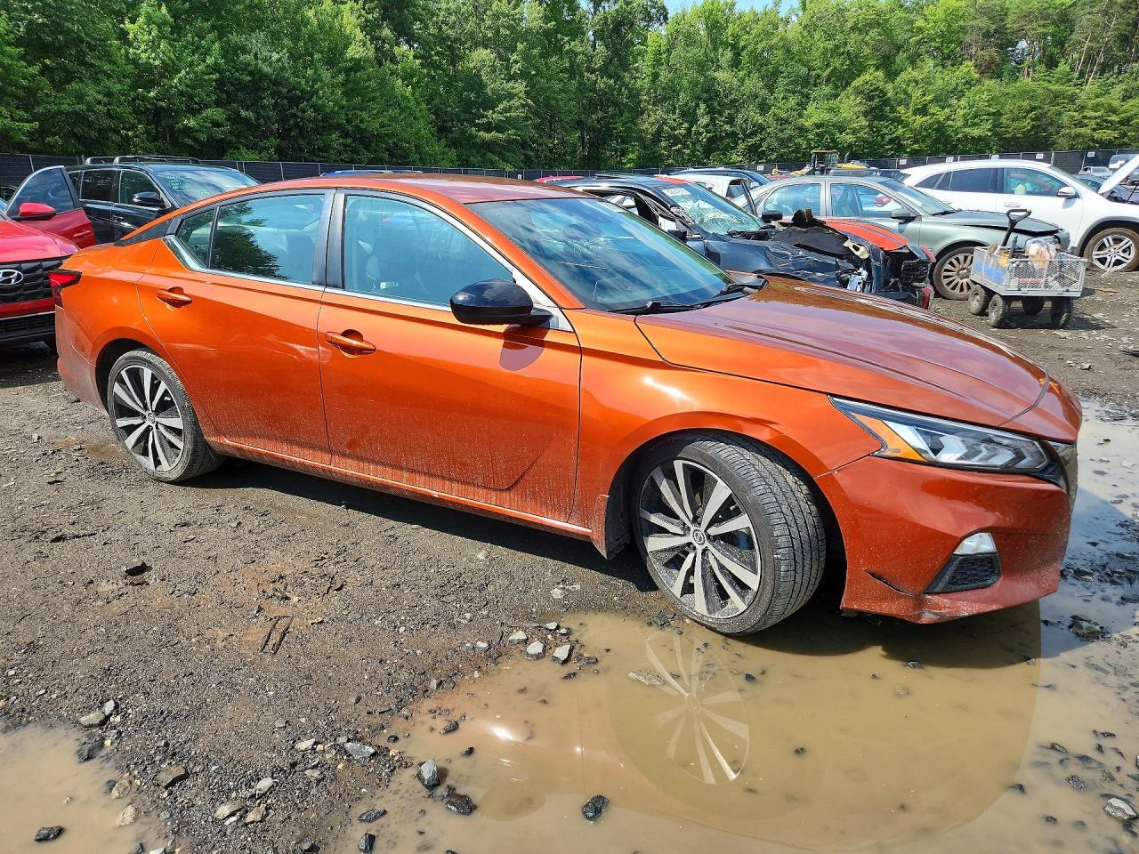2022 Nissan Altima Sr - zdjęcie 4