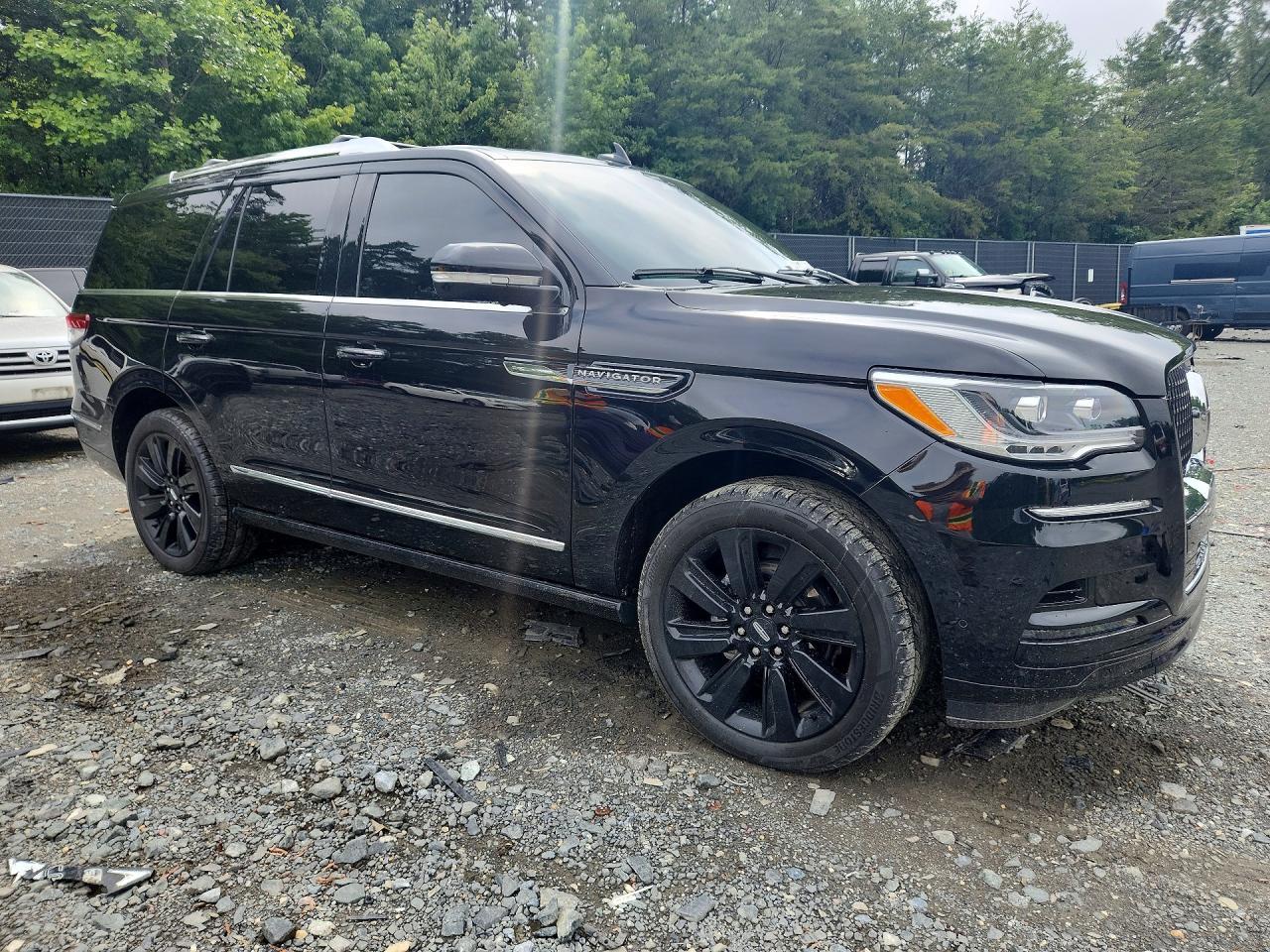 2022 Lincoln Navigator Reserve - zdjęcie 4
