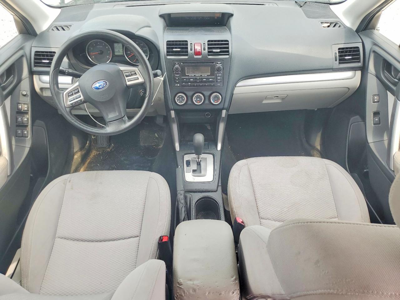 2014 Subaru Forester 2.5I - zdjęcie 8