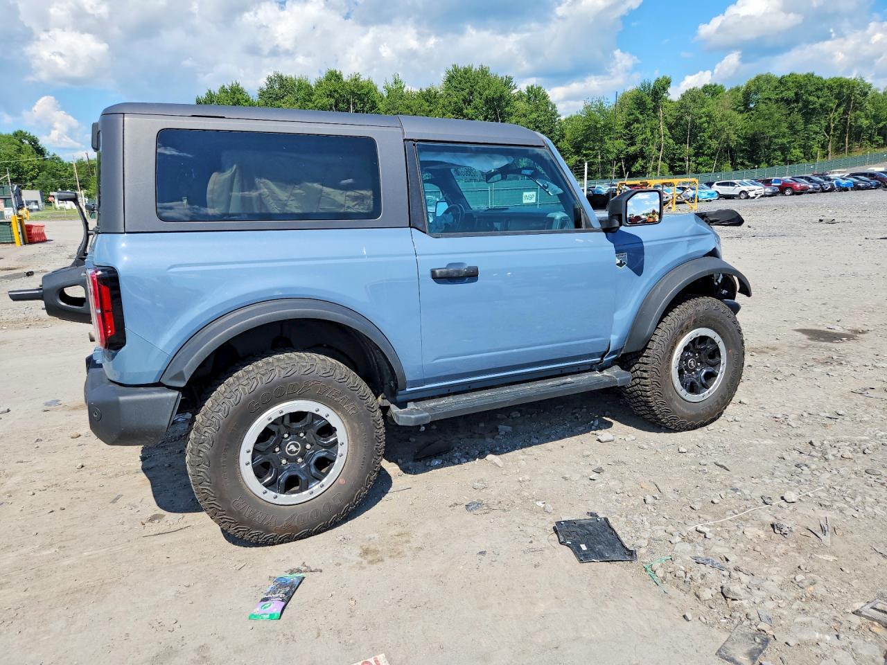 2023 Ford Bronco Base - zdjęcie 3