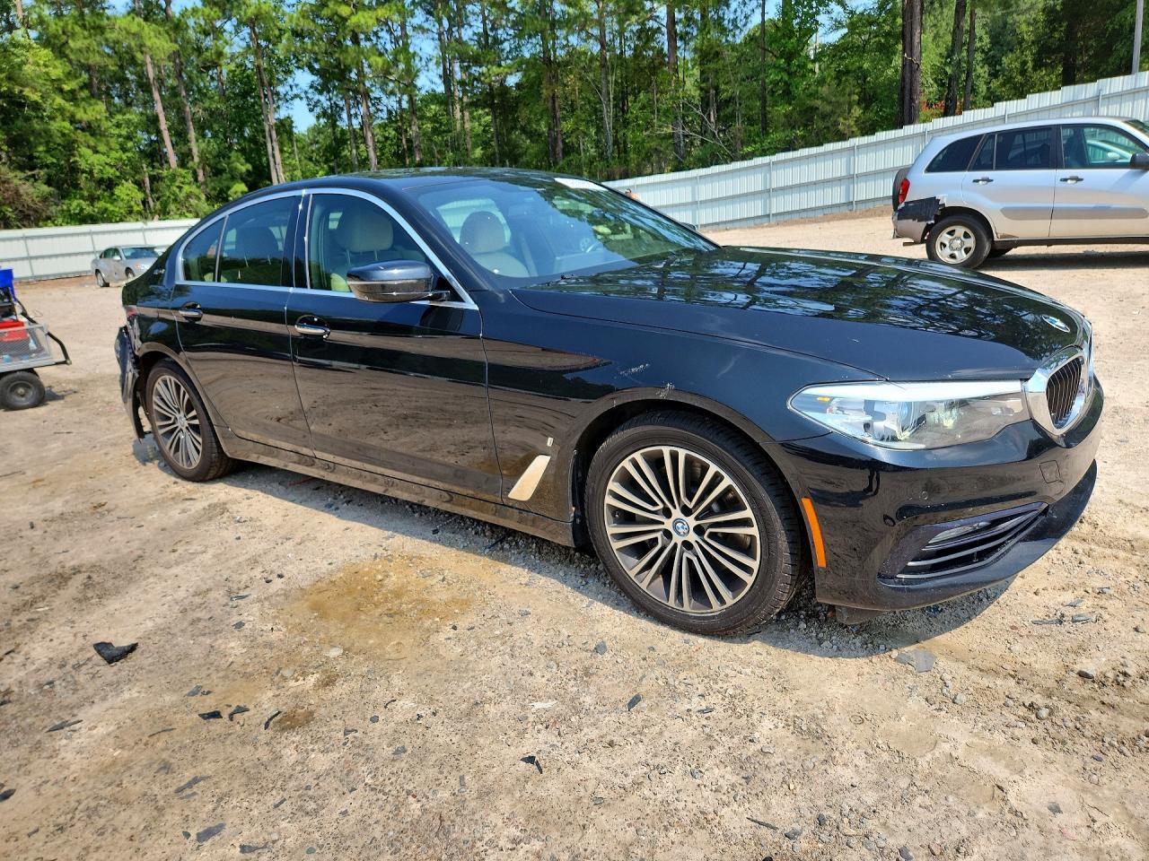 2018 BMW 530E - zdjęcie 4