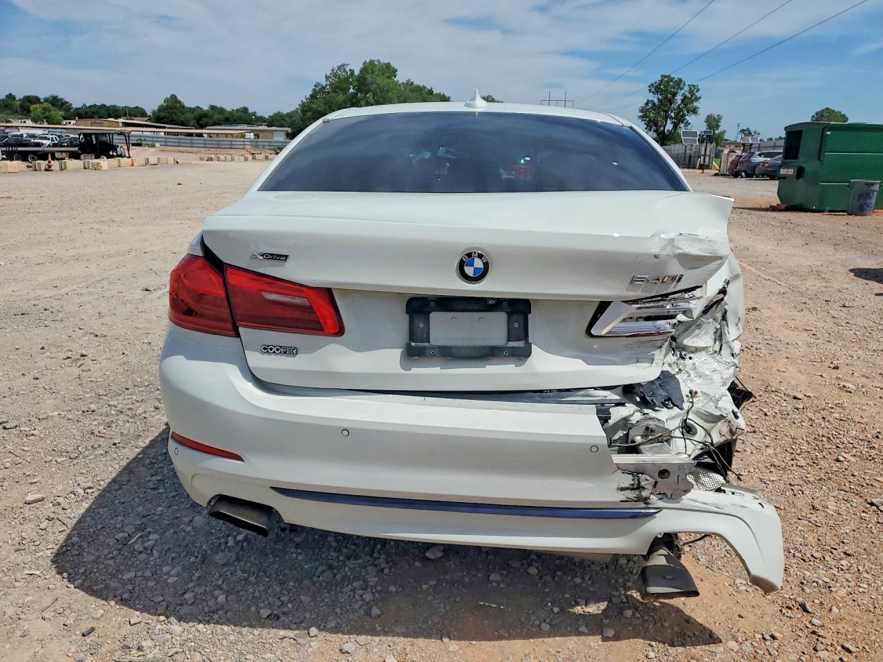 2018 BMW Seria 5 540i - zdjęcie 6