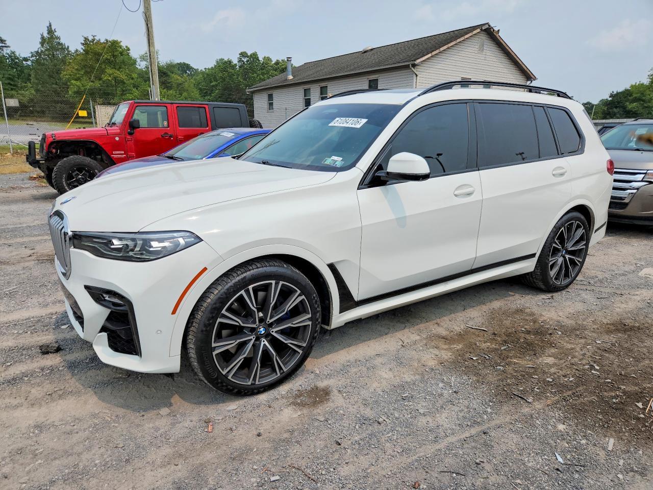 2019 BMW X7 xDrive50I - zdjęcie główne