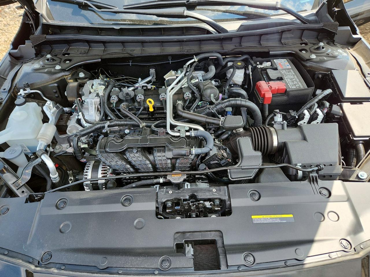2026 Nissan Altima Sr - zdjęcie 11