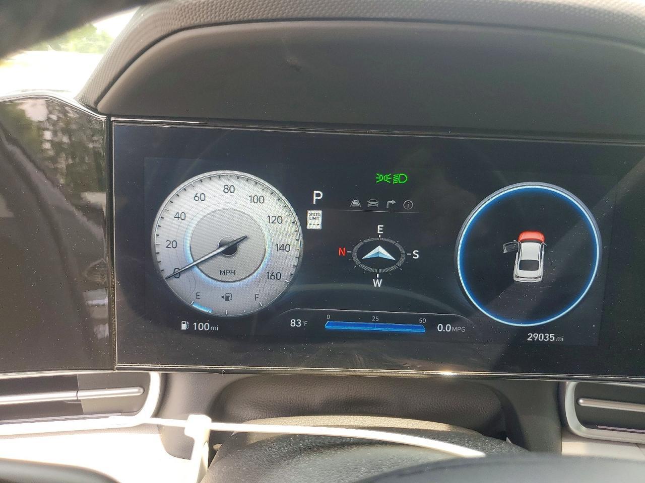 2025 Hyundai Elantra Limited - zdjęcie 9