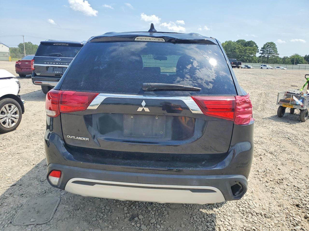 2020 Mitsubishi Outlander Es - zdjęcie 6