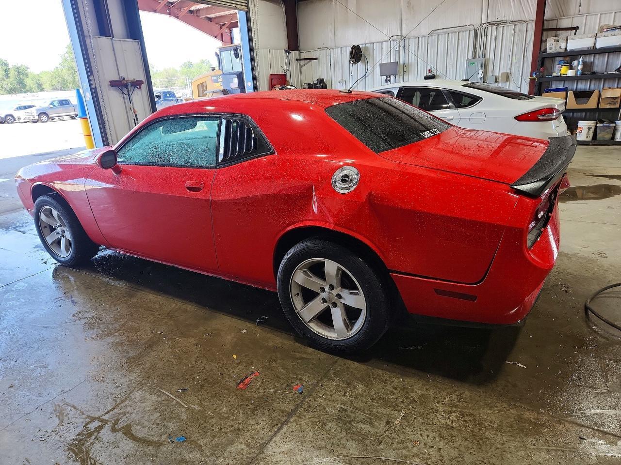 2014 Dodge Challenger Sxt - zdjęcie 2