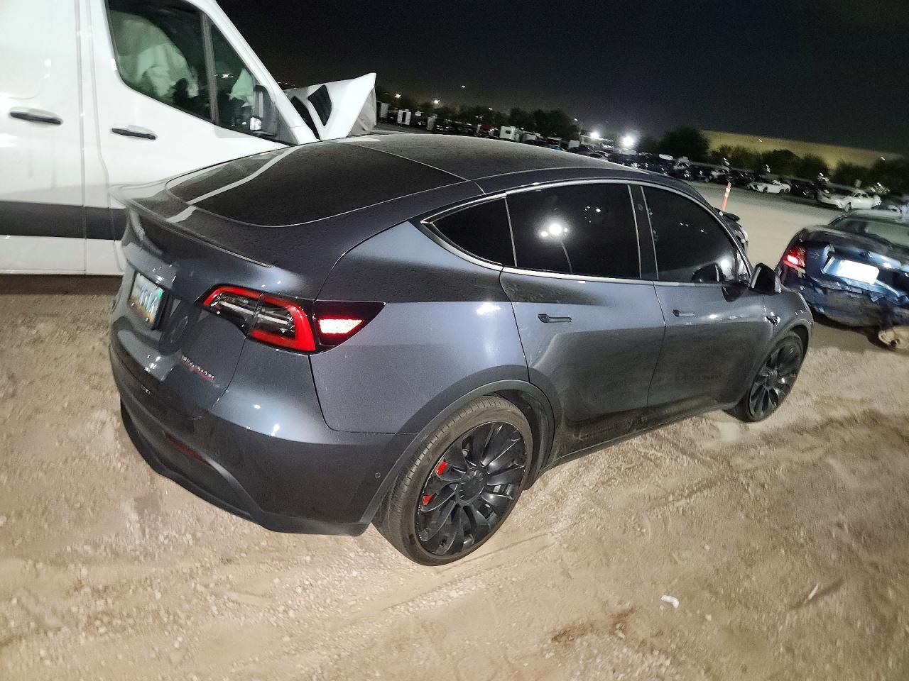 2022 Tesla Model Y - zdjęcie 3
