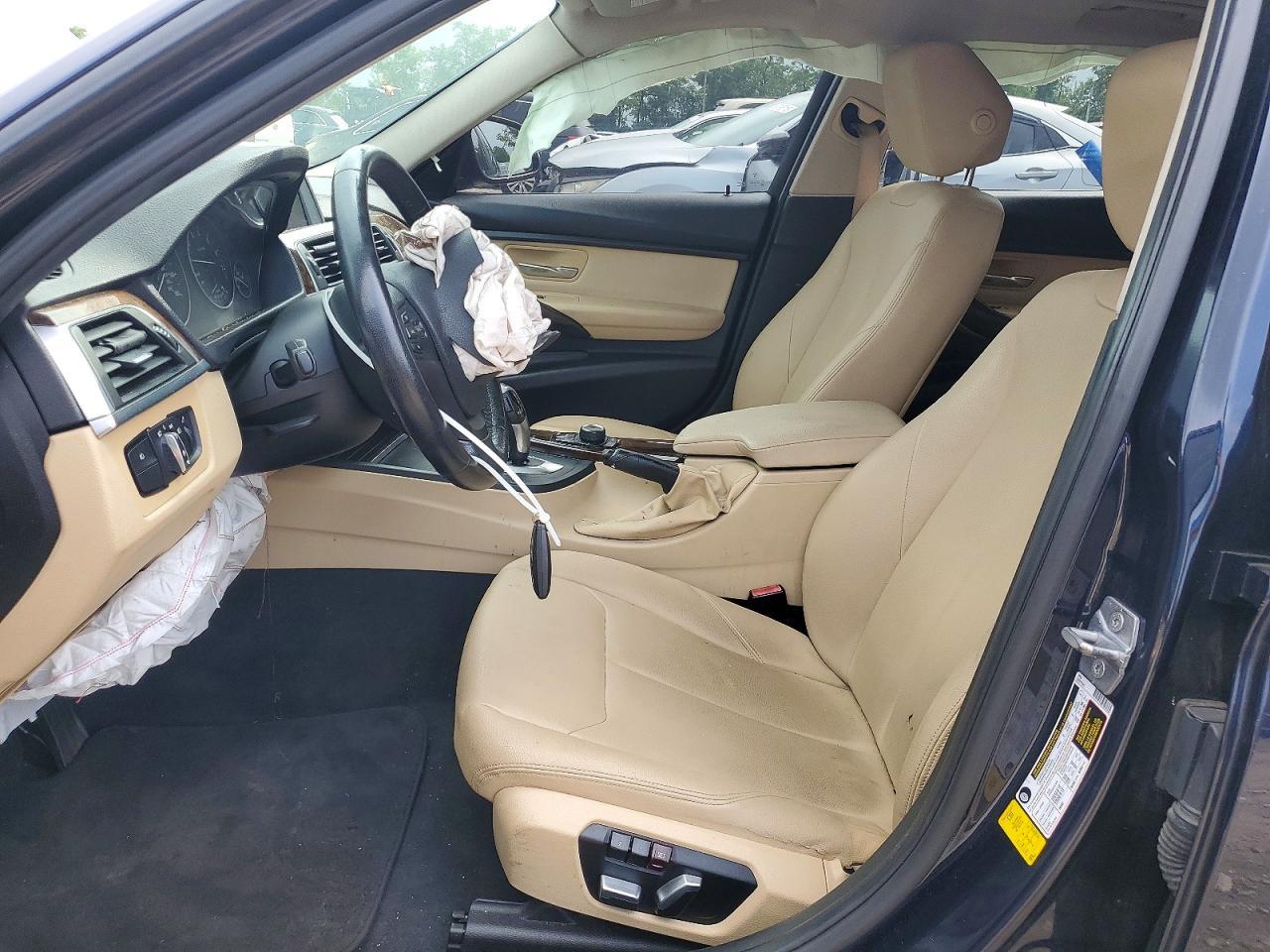 2017 BMW 320 I - zdjęcie 7