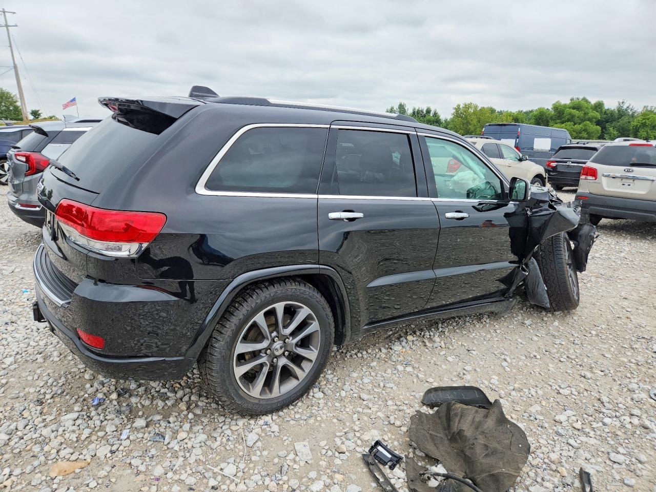 2017 Jeep Grand Cherokee Overland - zdjęcie 3