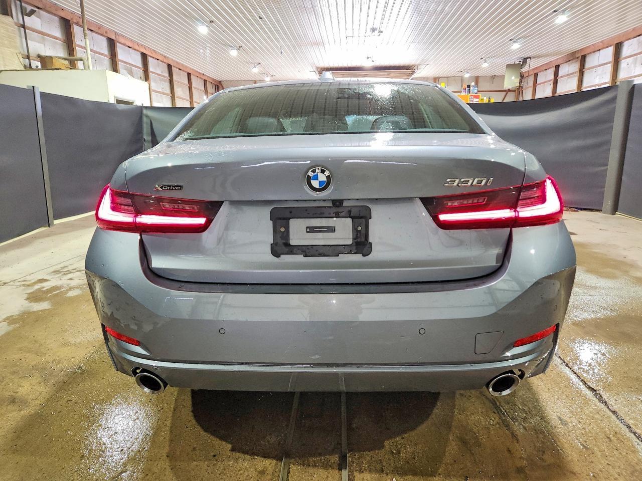 2026 BMW Seria 3 330i - zdjęcie 6
