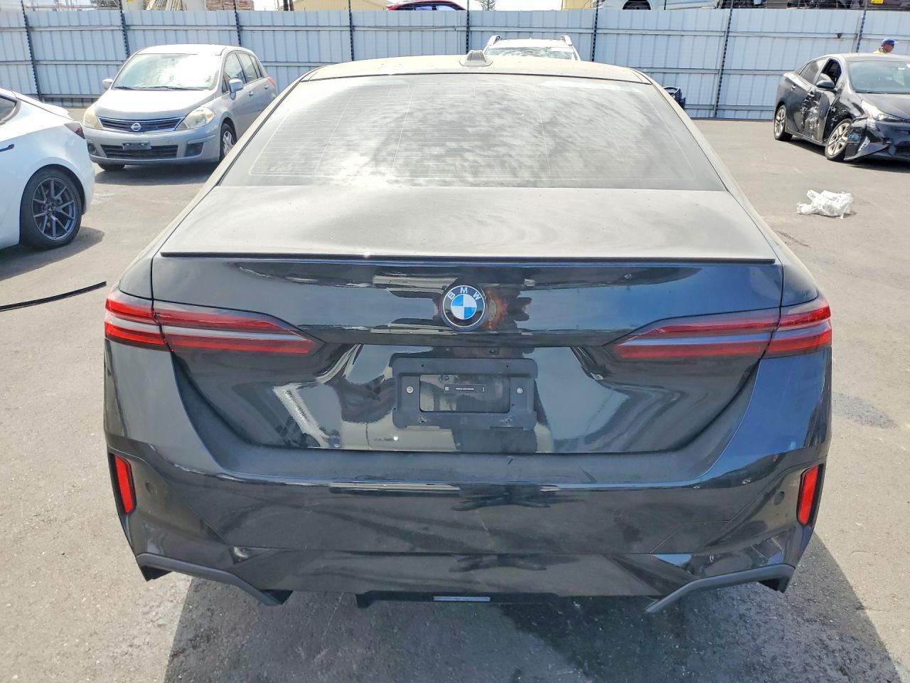 2026 BMW 530 I - zdjęcie 6
