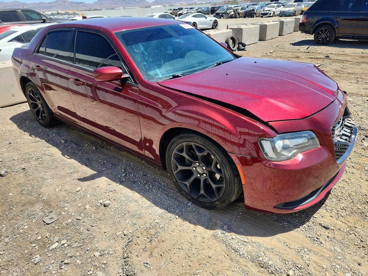 2019 Chrysler 300 S - zdjęcie 4