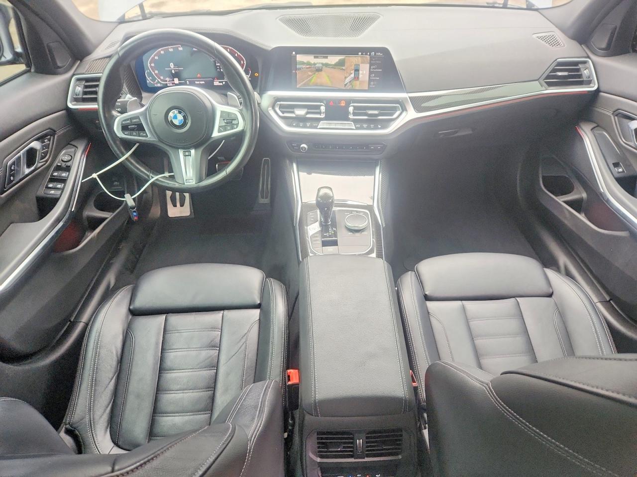 2021 BMW Seria 3 330i - zdjęcie 8