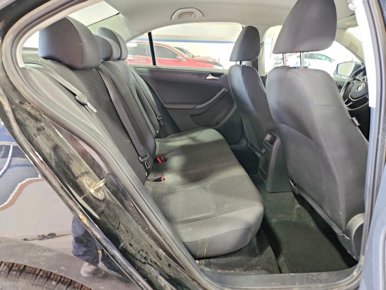 2015 Volkswagen Jetta Base - zdjęcie 10