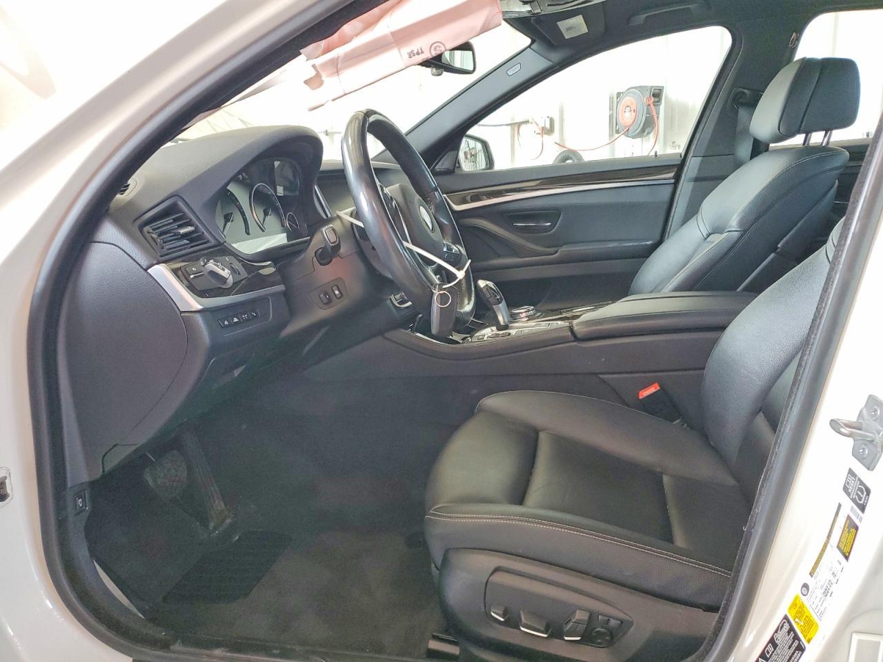 2014 BMW Seria 5 535i - zdjęcie 7