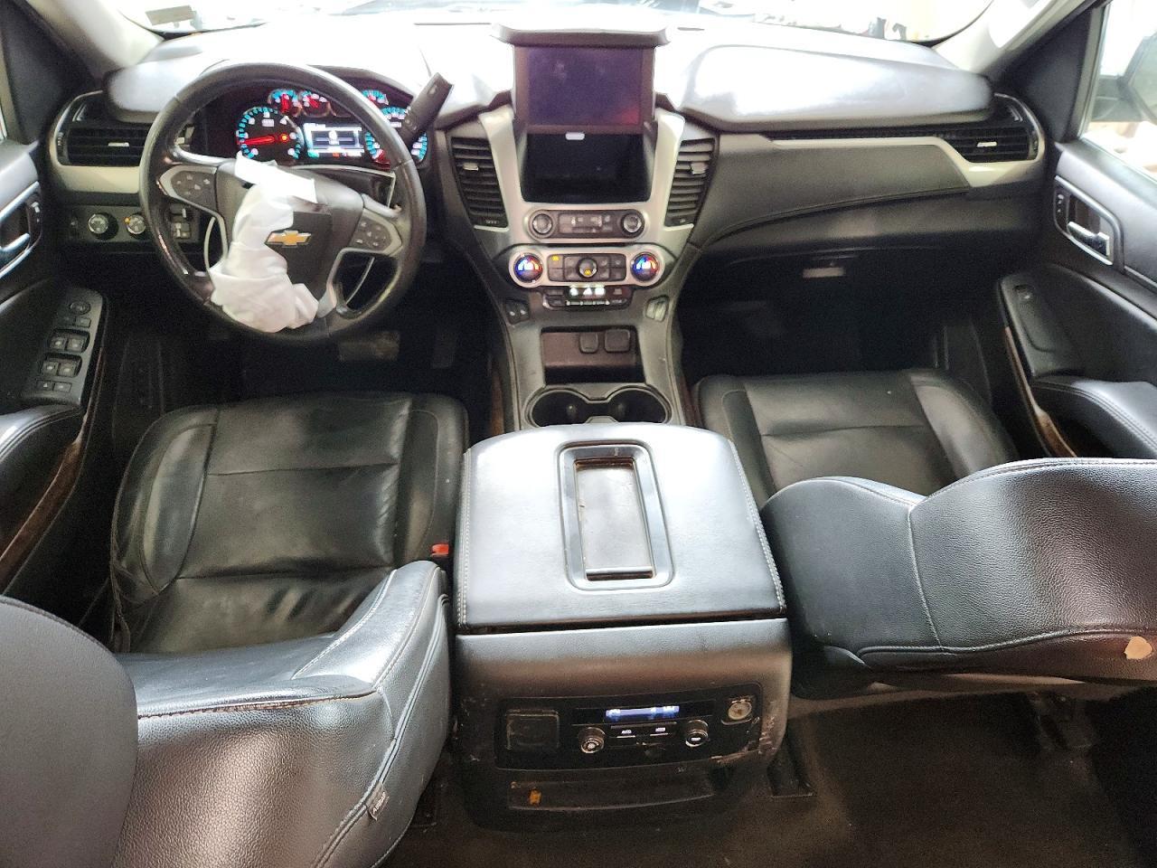 2015 Chevrolet Suburban K1500 Lt - zdjęcie 8