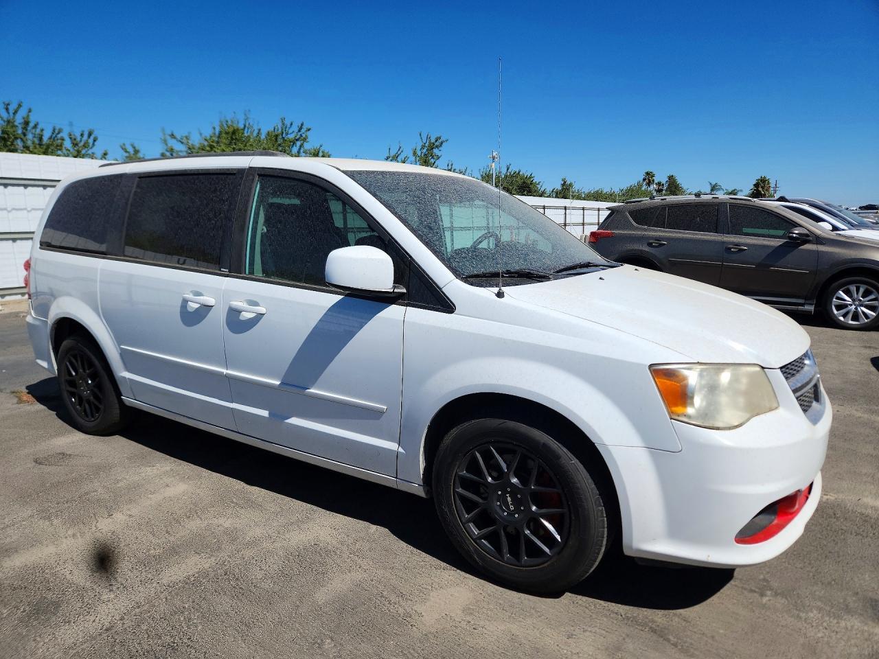 2014 Dodge Grand Caravan Sxt - zdjęcie 4