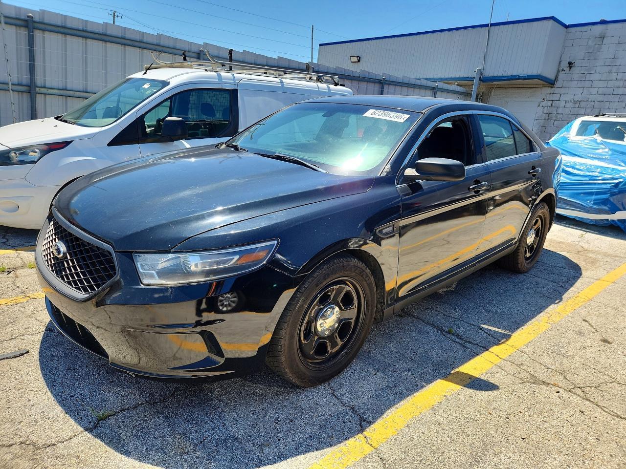 2018 Ford Taurus Police Interceptor - zdjęcie główne