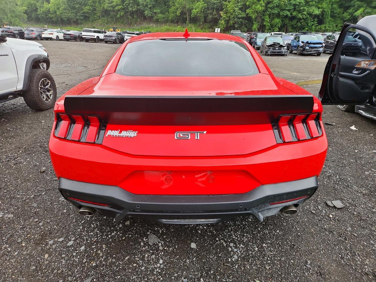 2024 Ford Mustang Gt - zdjęcie 6