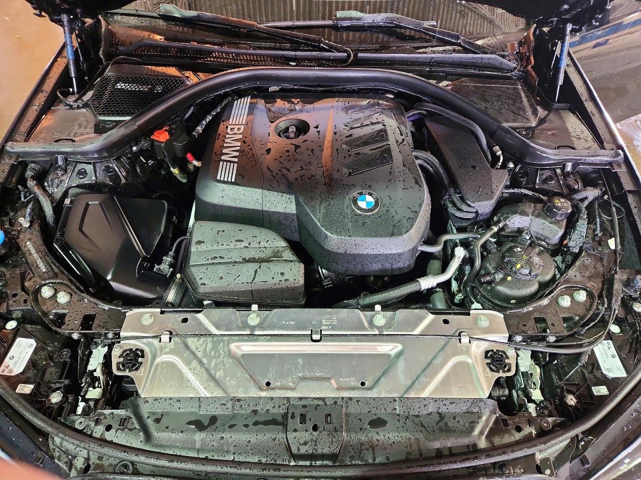 2026 BMW Seria 3 330i - zdjęcie 11