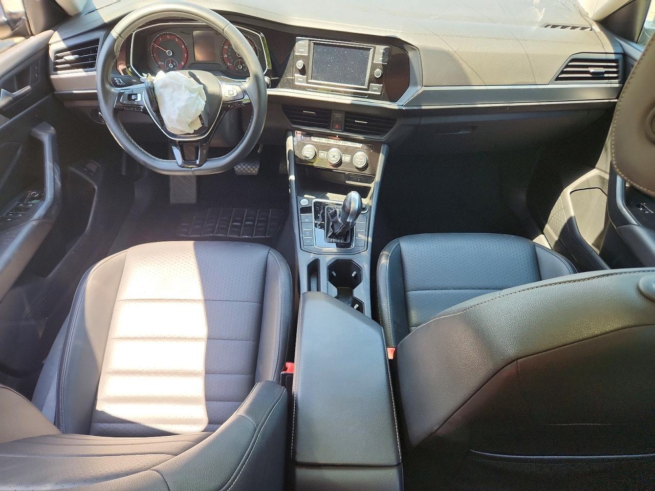 2021 Volkswagen Jetta S - zdjęcie 8