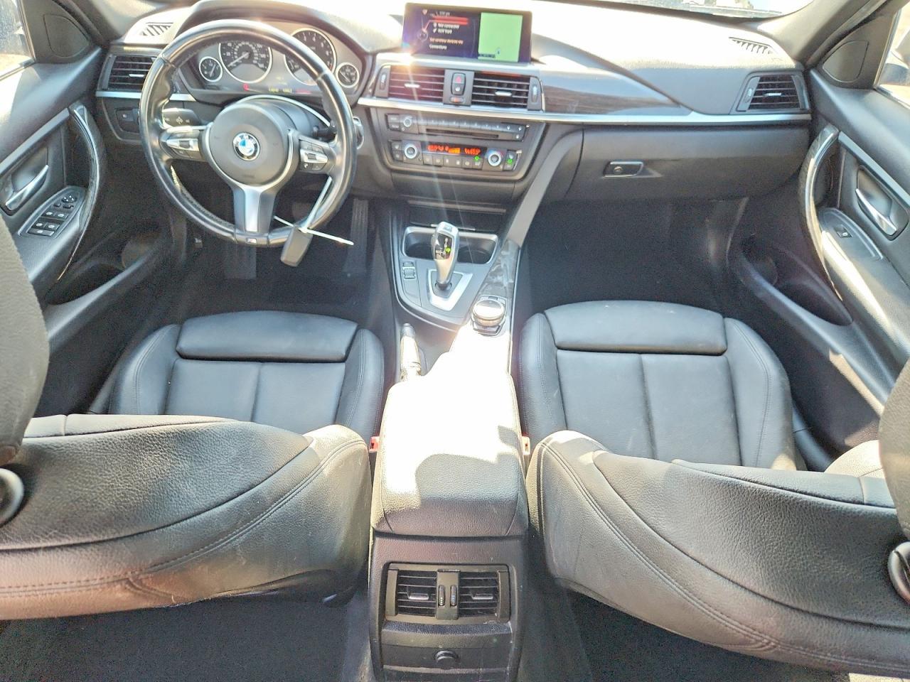 2015 BMW 320 I - zdjęcie 8