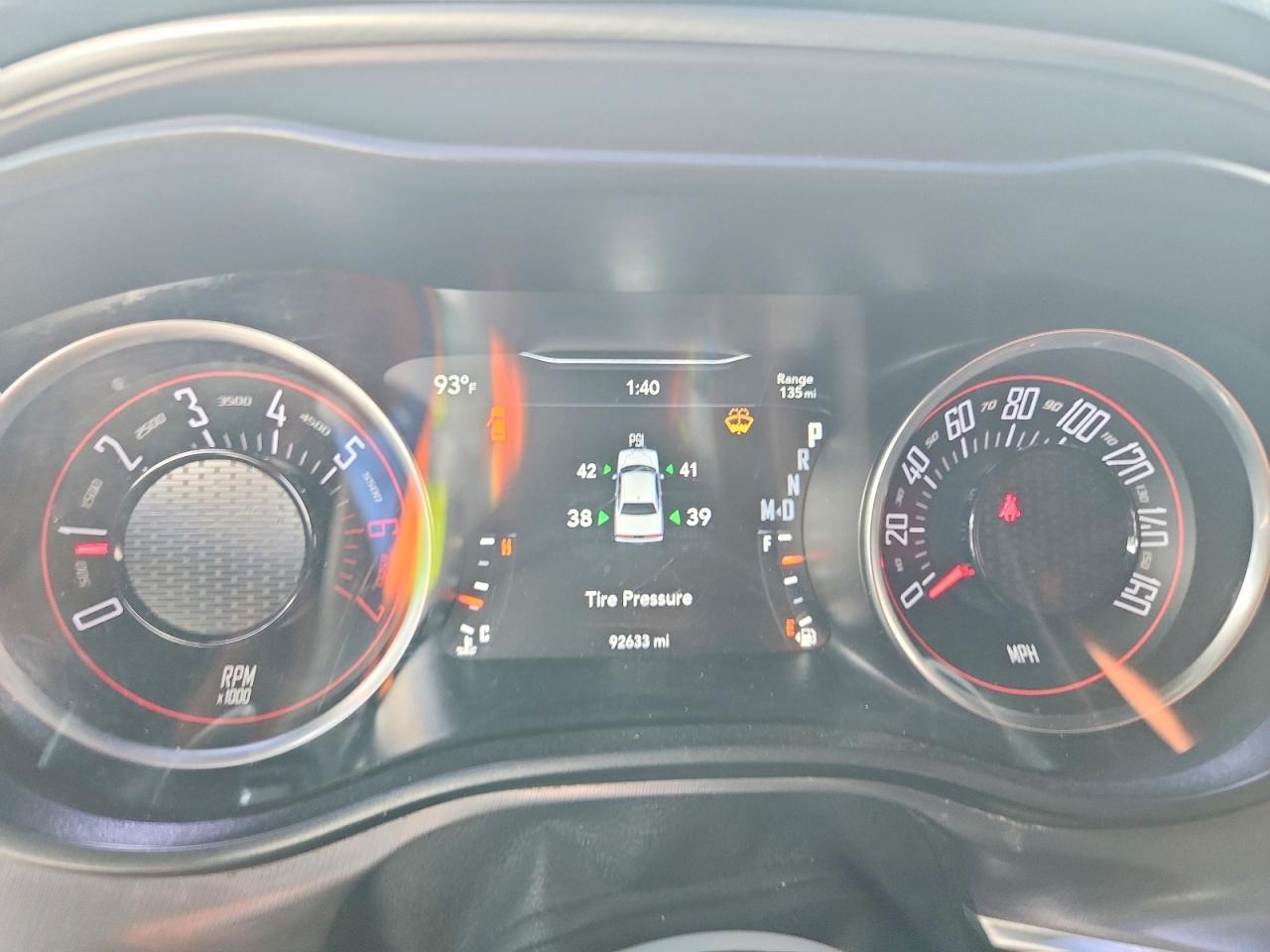 2020 Dodge Challenger R/T - zdjęcie 9