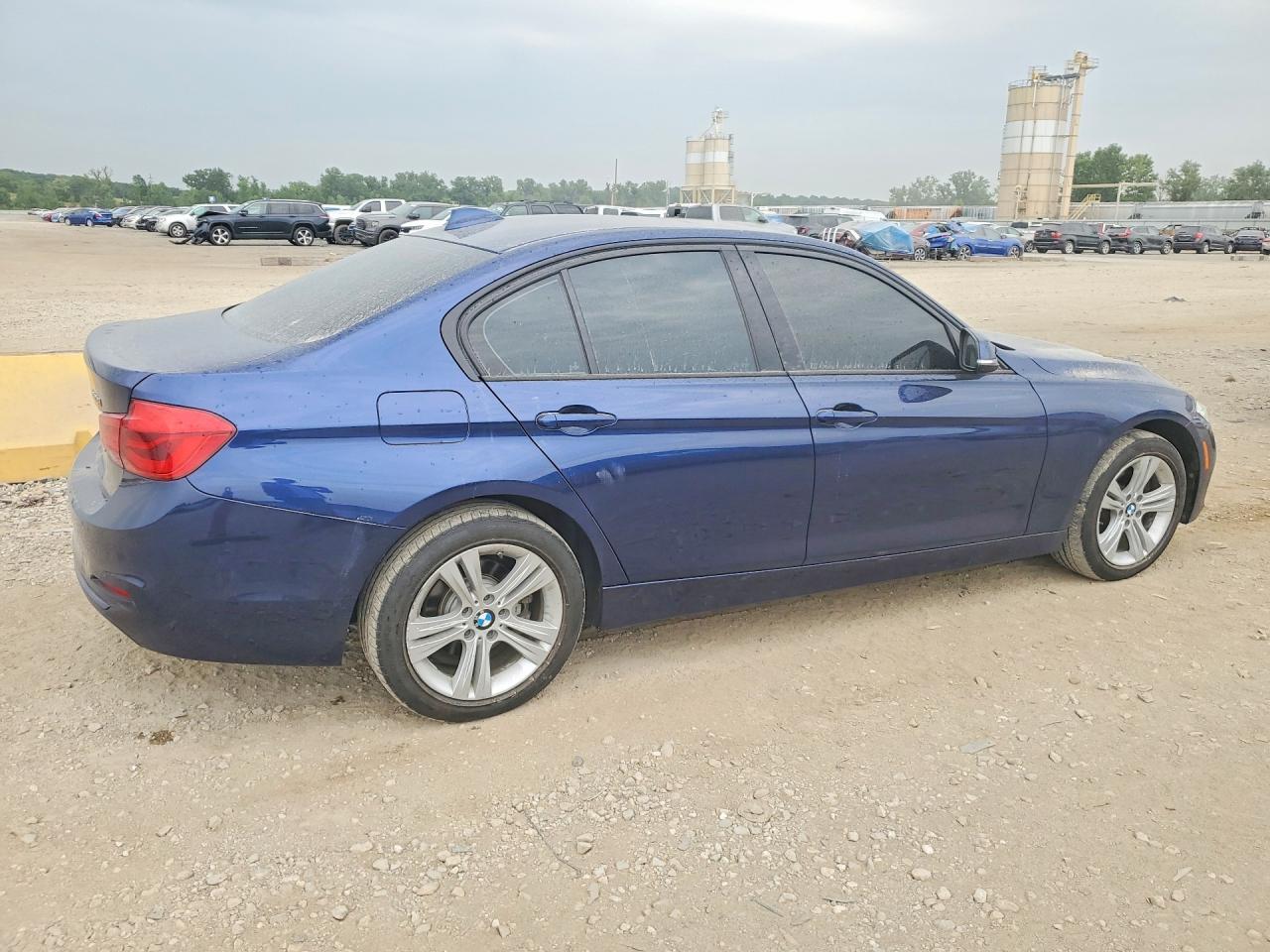 2016 BMW Seria 3 328i - zdjęcie 3