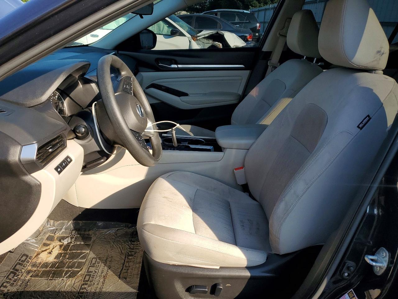 2021 Nissan Altima Sv - zdjęcie 7