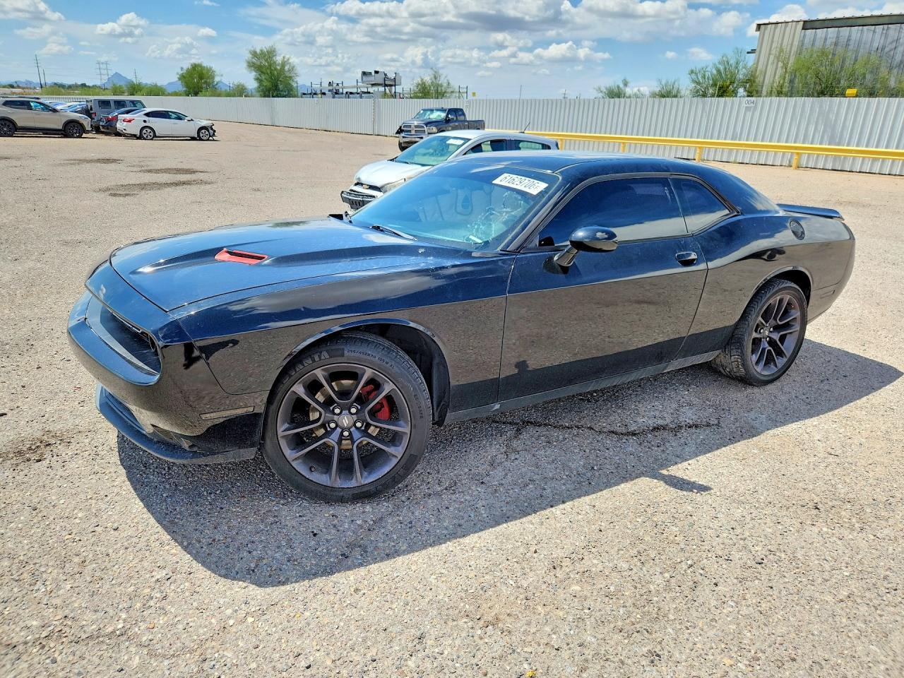 2016 Dodge Challenger Sxt - zdjęcie główne