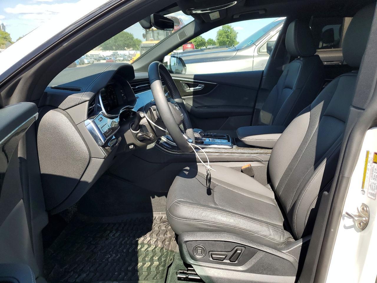 2025 Audi Q8 Premium Plus S-Line - zdjęcie 7