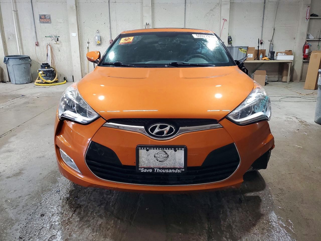 2016 Hyundai Veloster Base - zdjęcie 5