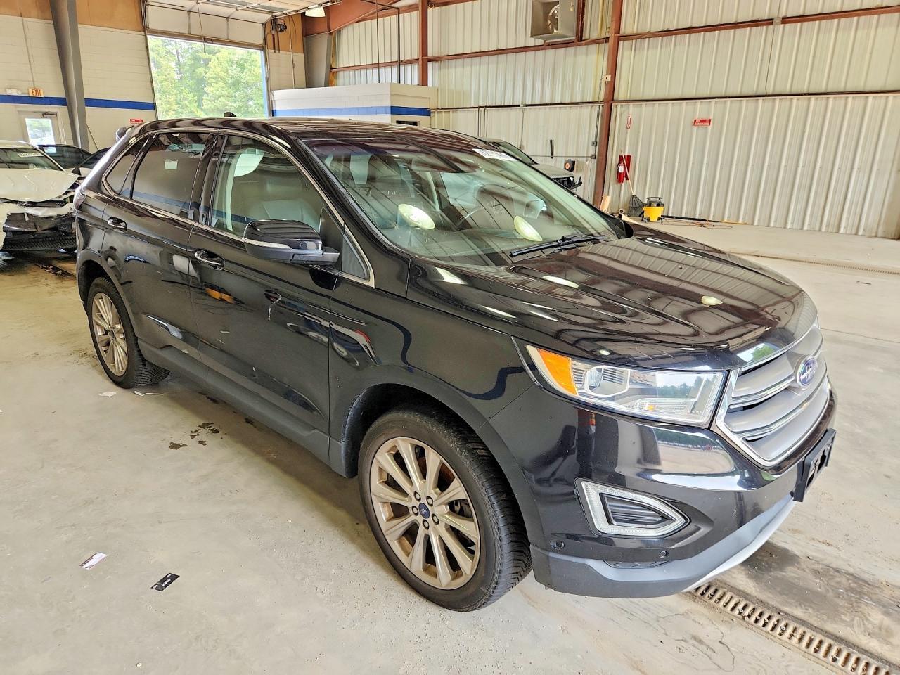 2017 Ford Edge Titanium - zdjęcie 4