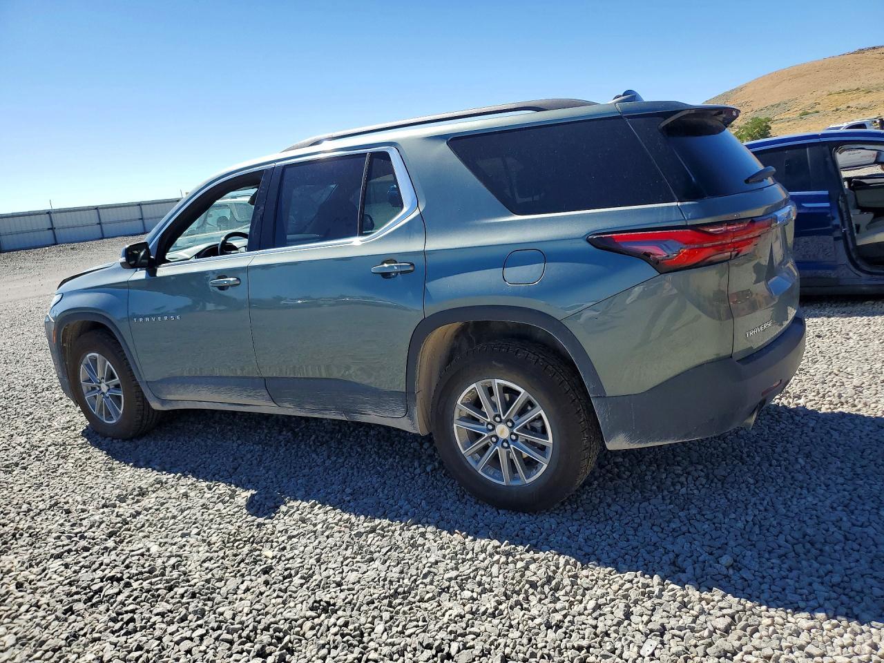 2023 Chevrolet Traverse Lt - zdjęcie 2