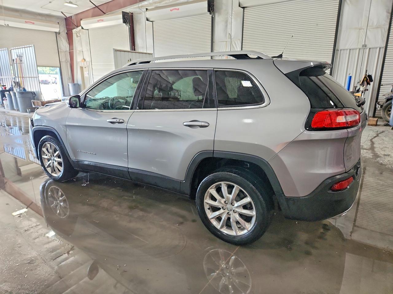 2015 Jeep Cherokee Limited - zdjęcie 2