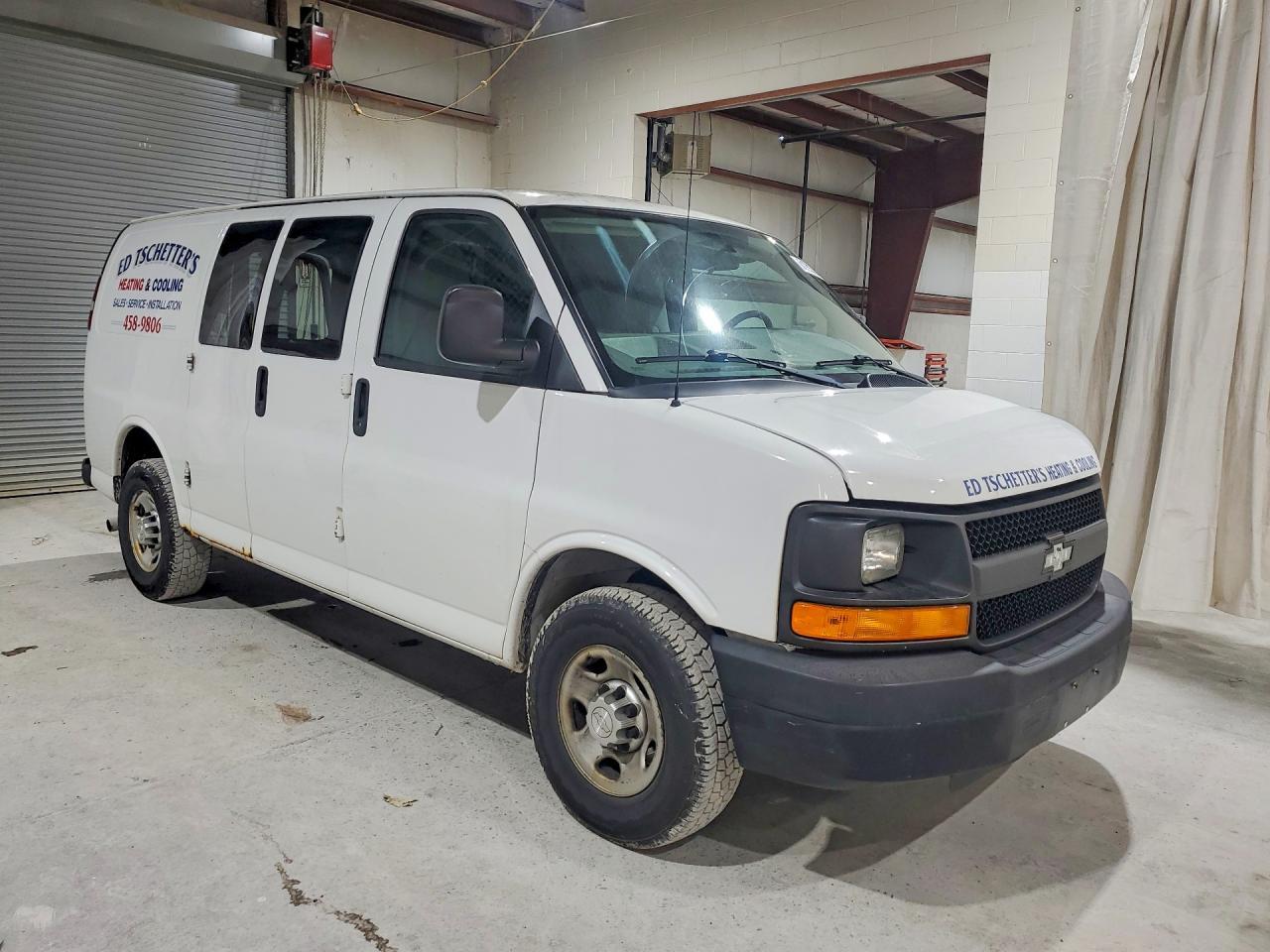 2015 Chevrolet Express G2500 - zdjęcie 4