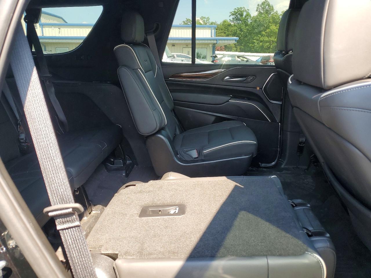 2024 Cadillac Escalade Premium Luxury - zdjęcie 11