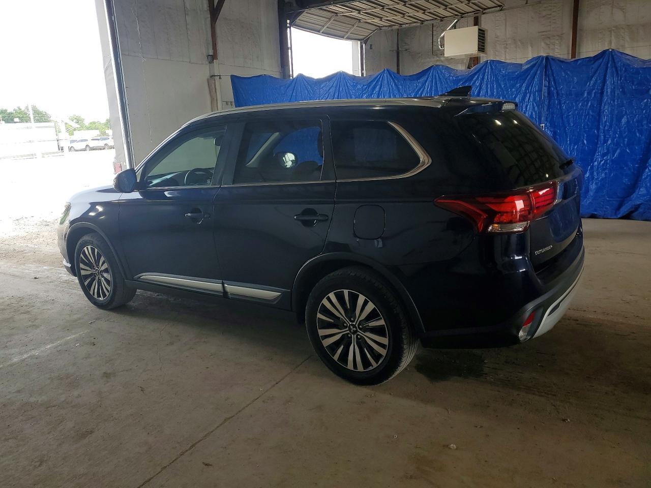 2020 Mitsubishi Outlander Se - zdjęcie 2