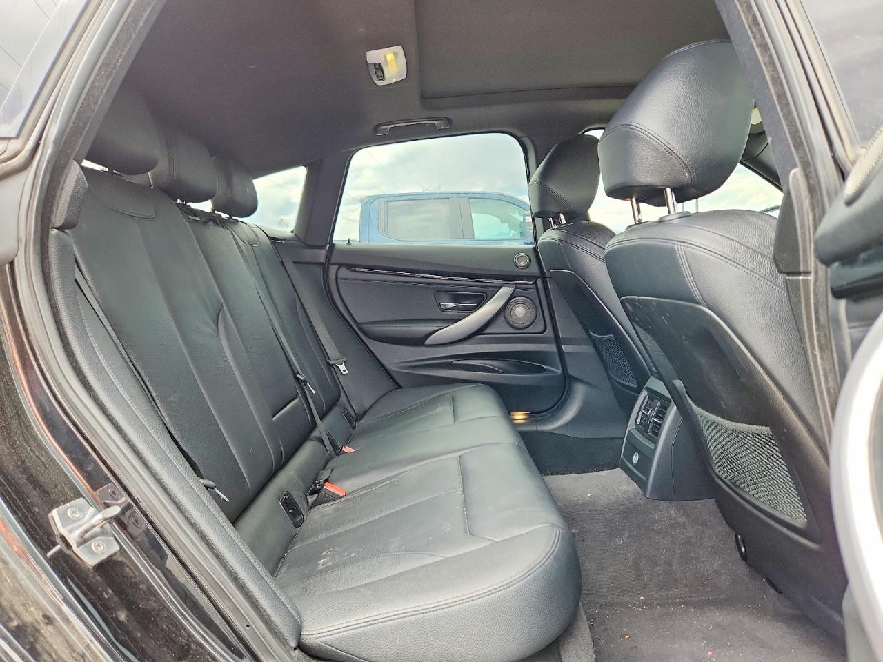 2014 BMW Seria 3 328i - zdjęcie 10